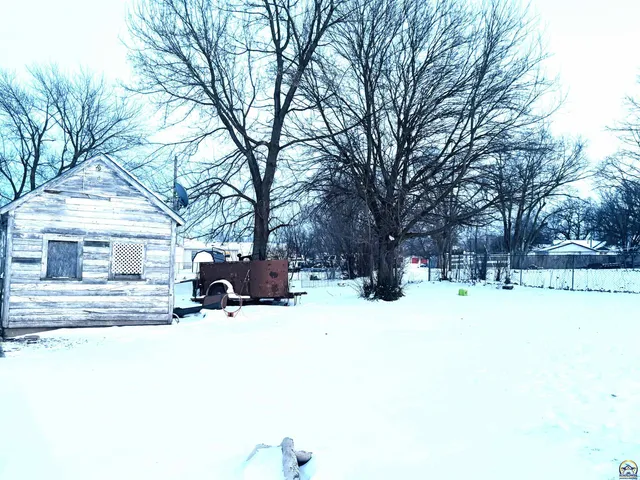 $64,000 | 830 Locust Street, Nortonville, KS 66060