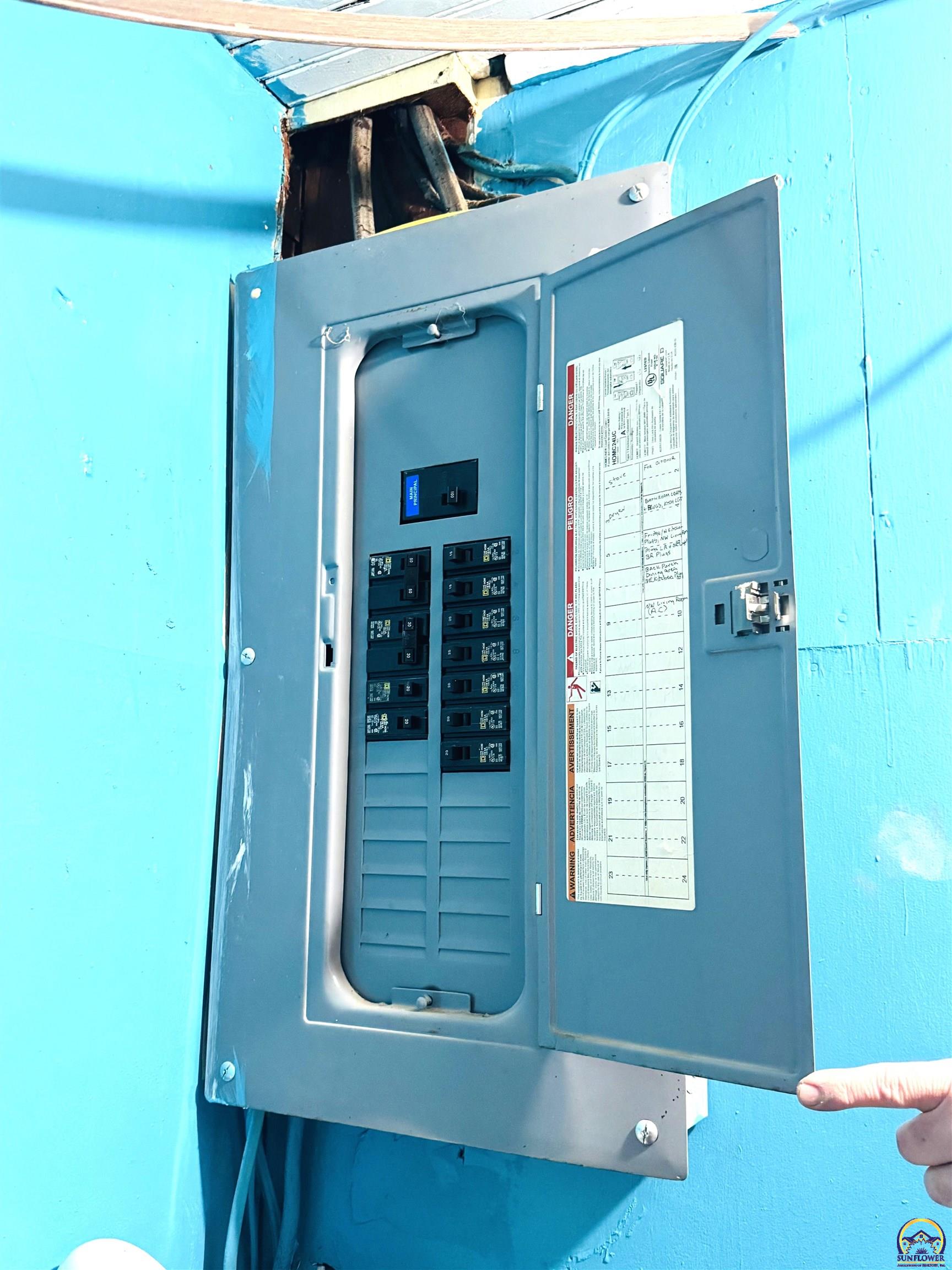 830 Locust Street Nortonville, KS 66060 - Photo 10 of 13