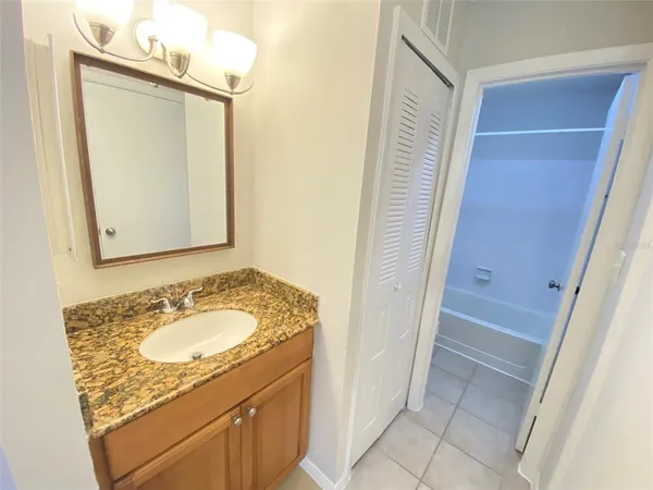 $1,250 | 208 Afton Square, Unit 203, Altamonte Springs, FL 32714