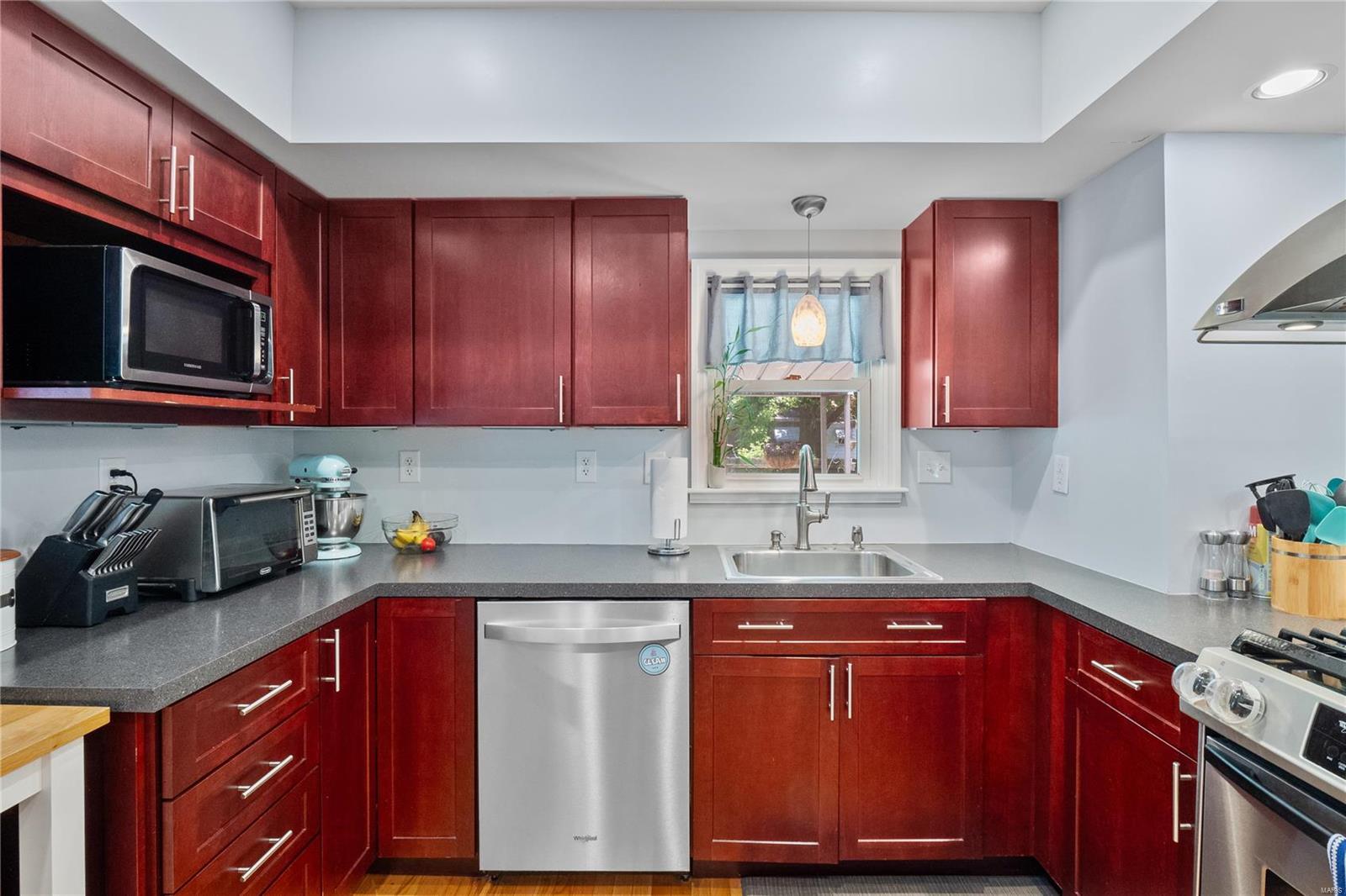 1048 North Geyer Road St. Louis, MO 63122 - Photo 9 of 22 Gallery Image 9