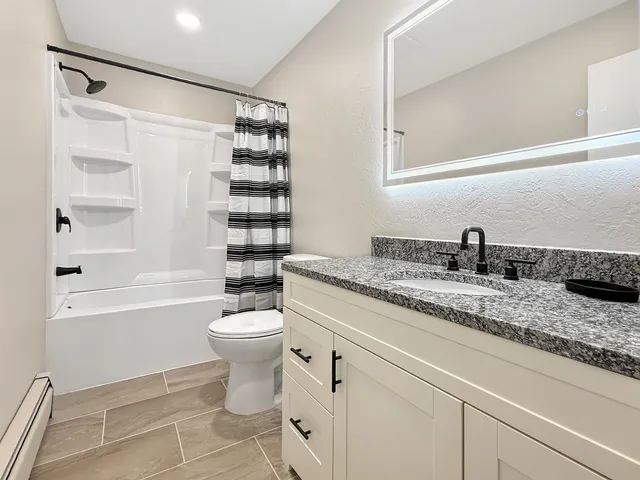 $244,900 | 1608 22nd Avenue, Menominee, MI 49858