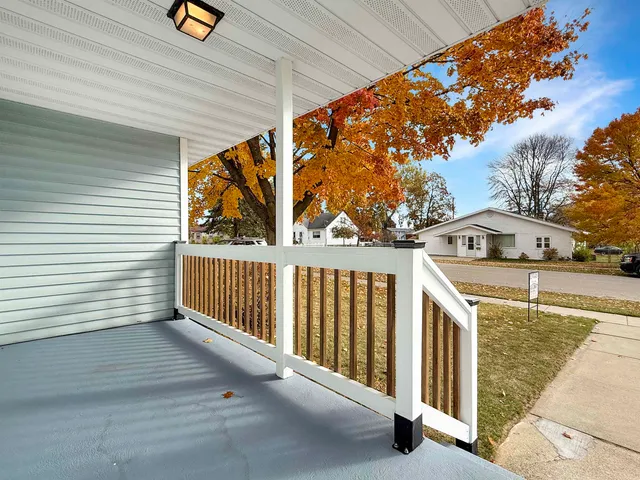 $244,900 | 1608 22nd Avenue, Menominee, MI 49858