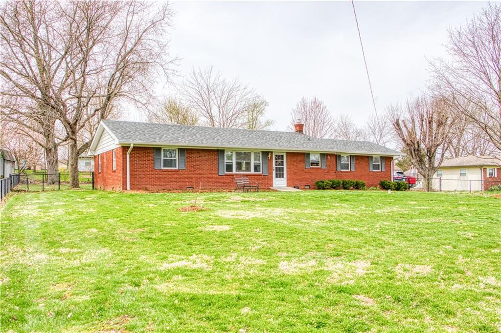 7440 Combs Road Indianapolis, IN 46237 - Photo 27 of 32 Gallery Image 27