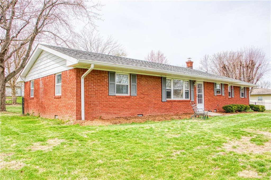 7440 Combs Road Indianapolis, IN 46237 - Photo 28 of 32 Gallery Image 28