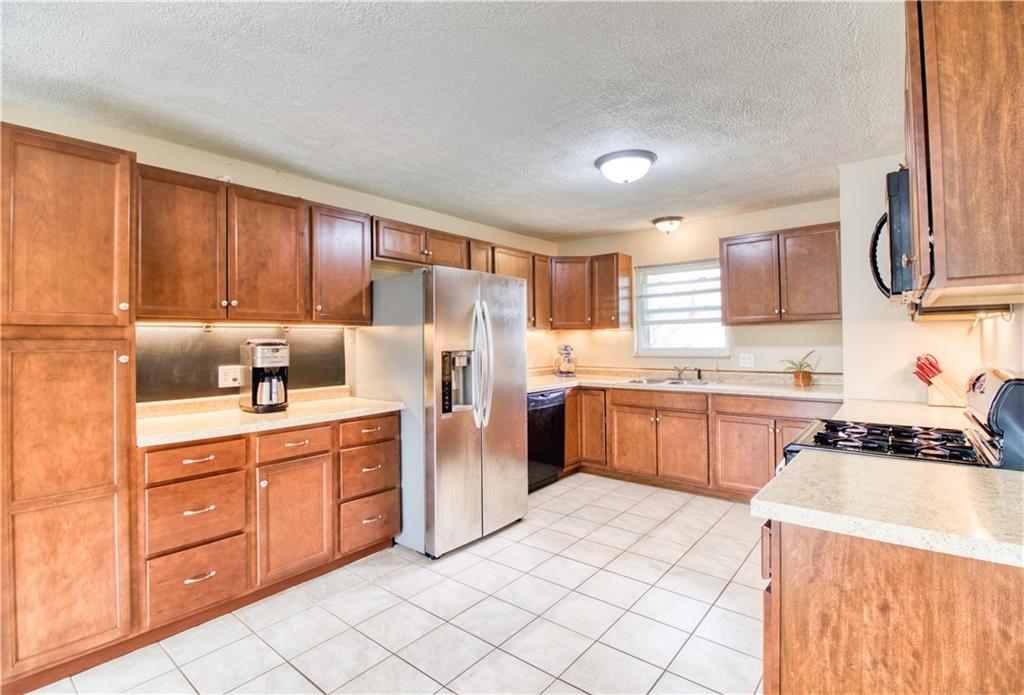 7440 Combs Road Indianapolis, IN 46237 - Photo 9 of 32 Gallery Image 9