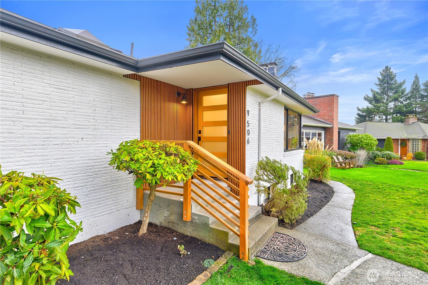 9506 18th Avenue Northwest Seattle, WA 98117 - Photo 2 of 40