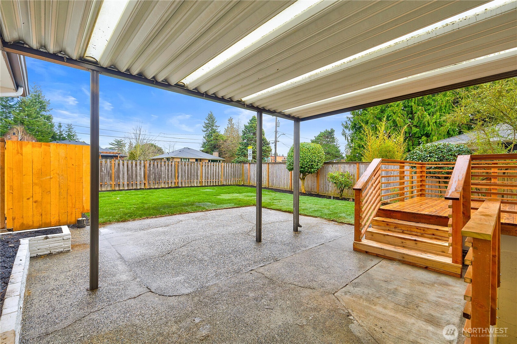 9506 18th Avenue Northwest Seattle, WA 98117 - Photo 33 of 40