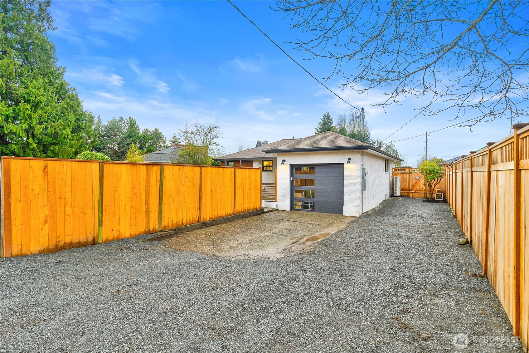 9506 18th Avenue Northwest Seattle, WA 98117 - Photo 36 of 40