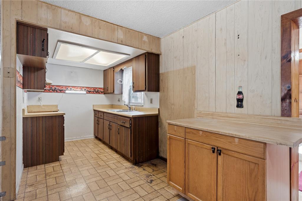 4140 Northeast 25th Avenue Ocala, FL 34479 - Photo 11 of 36