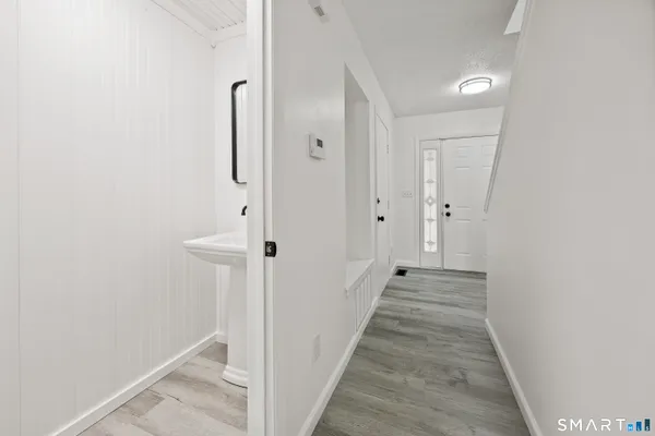 $319,900 | 675 Newfield Street, Unit 2, Middletown, CT 06457