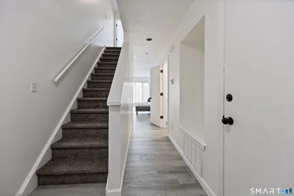 $319,900 | 675 Newfield Street, Unit 2, Middletown, CT 06457