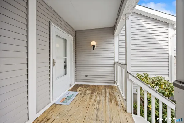 $319,900 | 675 Newfield Street, Unit 2, Middletown, CT 06457