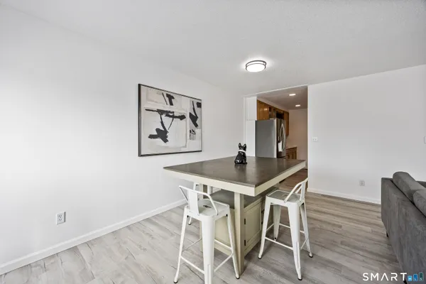 $319,900 | 675 Newfield Street, Unit 2, Middletown, CT 06457