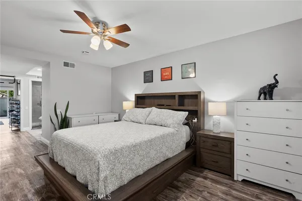 $1,628,000 | 18 Brookdale, Irvine, CA 92604