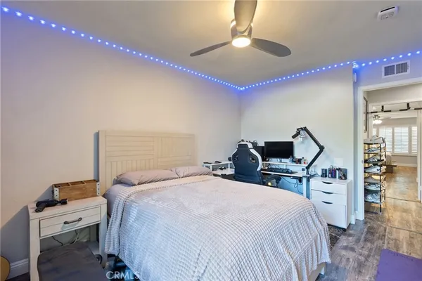 $1,628,000 | 18 Brookdale, Irvine, CA 92604