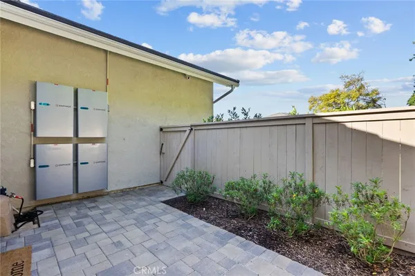 $1,628,000 | 18 Brookdale, Irvine, CA 92604