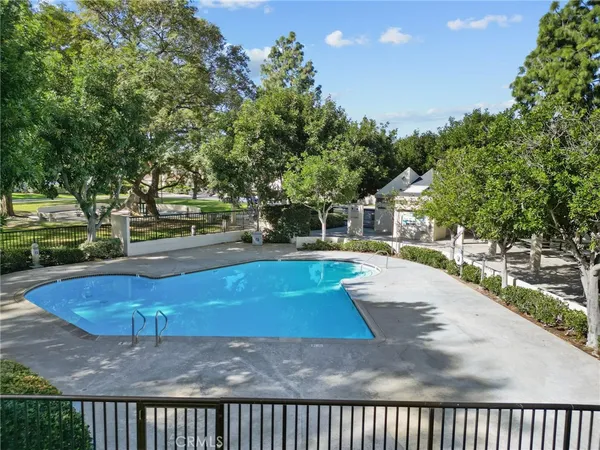 $1,628,000 | 18 Brookdale, Irvine, CA 92604