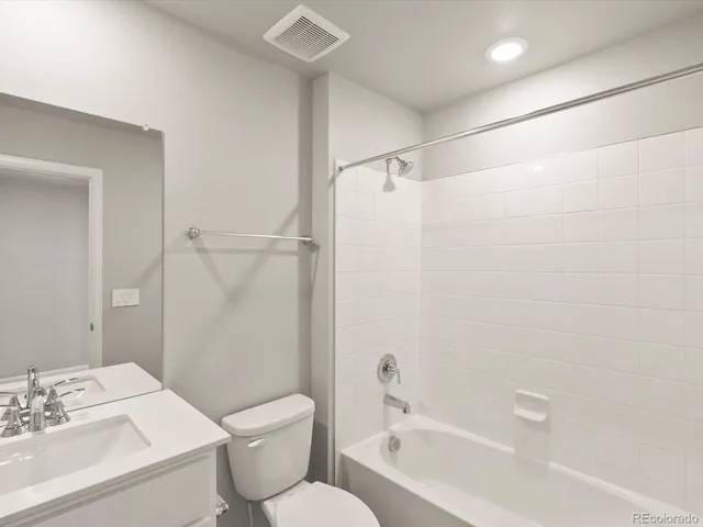 $388,490 | 1594 Riverplace Drive, Unit 3, Windsor, CO 80550