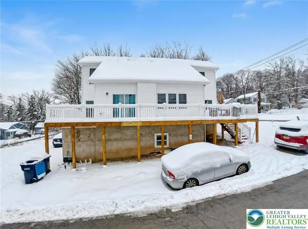 $449,900 | 2 Elm Street, Mount Pocono, PA 18344