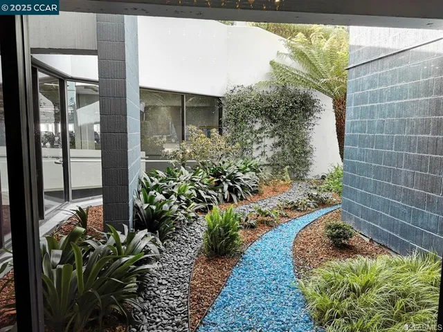 $440,000 | 555 Pierce Street, Unit 328, Albany, CA 94706