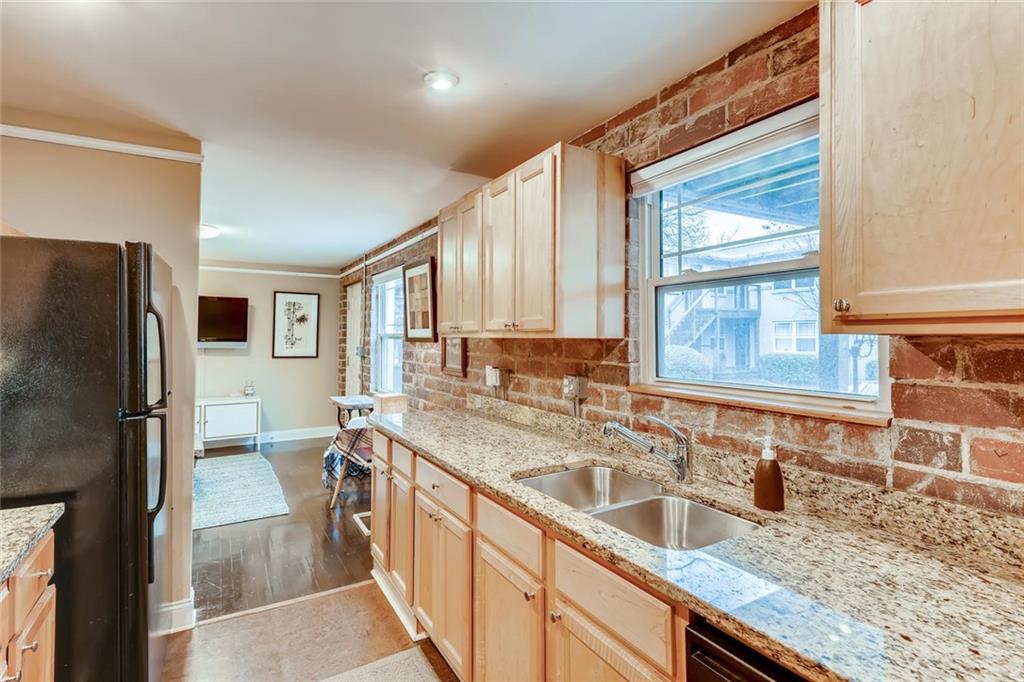 24 Daniel Street Southeast, Unit 1 Atlanta, GA 30312 - Photo 5 of 9