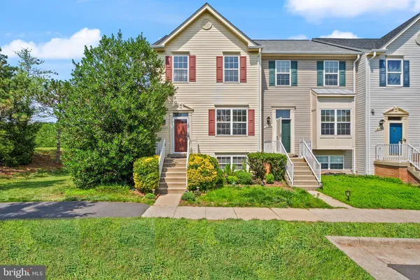 $649,900 | 21020 Mossy Glen Terrace, Ashburn, VA 20147