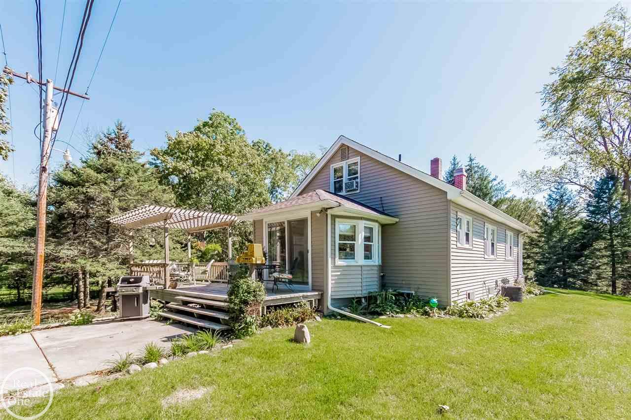 1435 East Gunn Road Rochester, MI 48306 - Photo 37 of 51