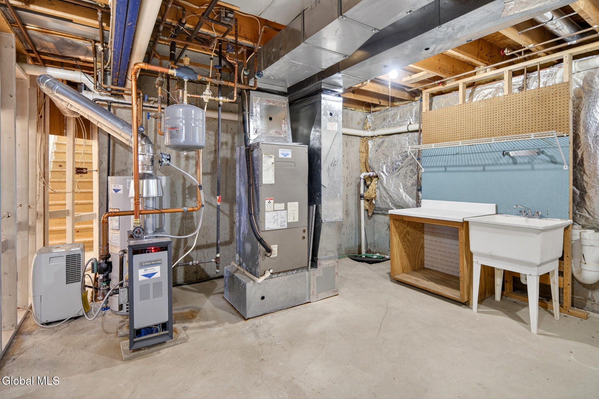 1457 Castleridge Road Schodack, NY 12033 - Photo 32 of 40 26-web-or-mls-026-DSC05893