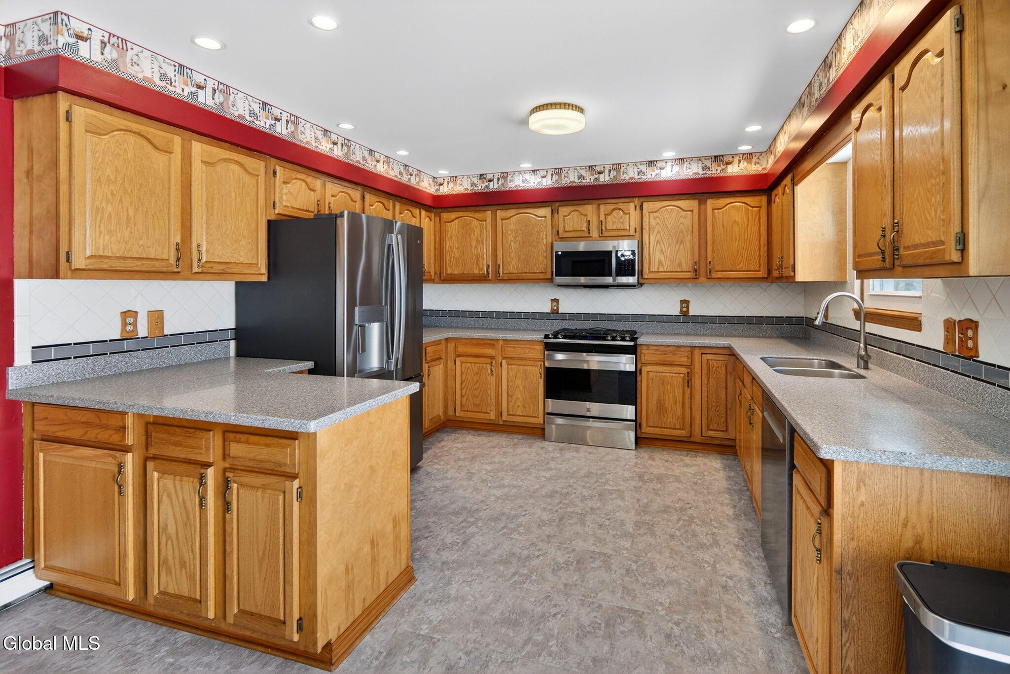 1457 Castleridge Road Schodack, NY 12033 - Photo 6 of 40 7-web-or-mls-007-DSC05806