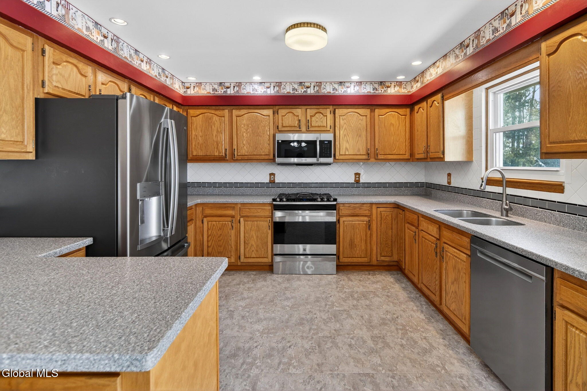 1457 Castleridge Road Schodack, NY 12033 - Photo 7 of 40 8-web-or-mls-008-DSC05809