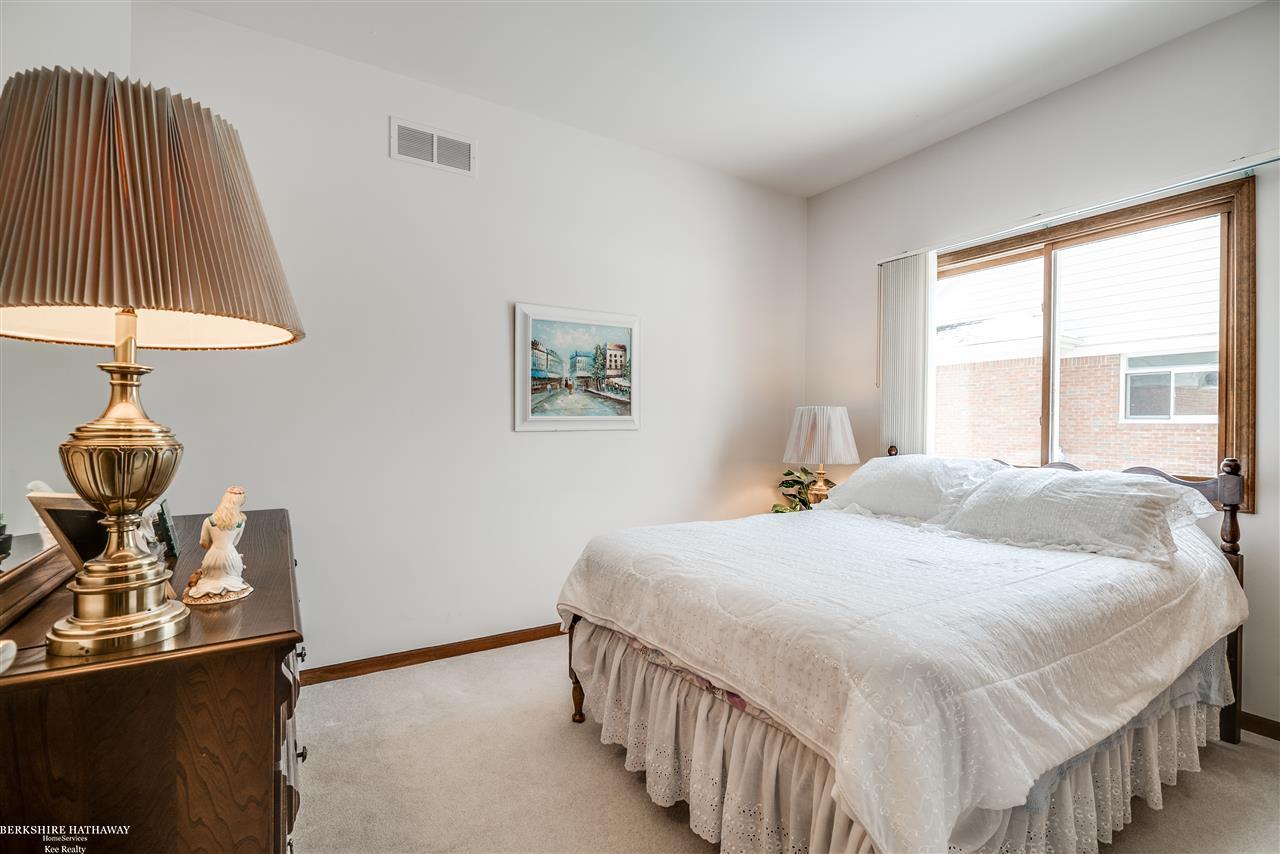 1151 Bluebird Drive Rochester Hills, MI 48307 - Photo 33 of 49