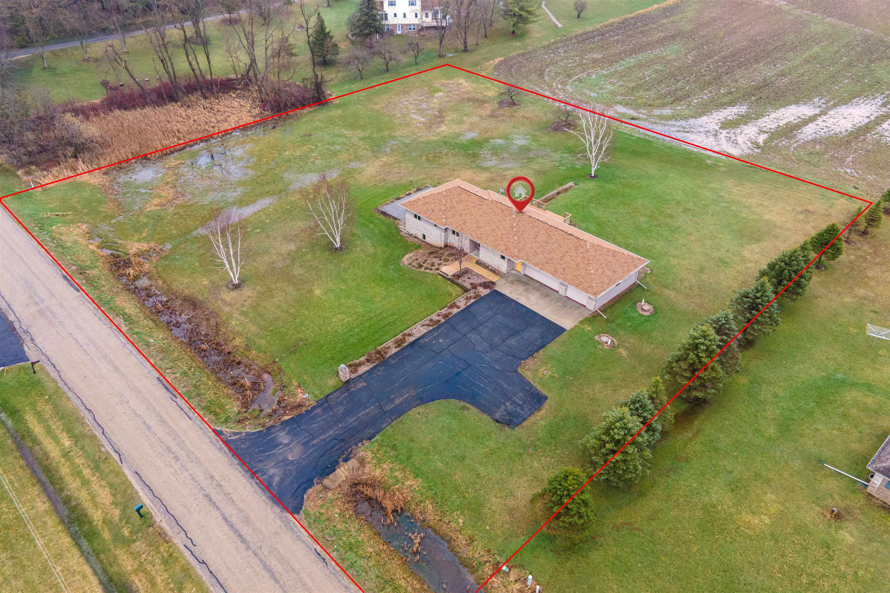 W4967 Burdick Road Black Creek, WI 54106 - Photo 32 of 37