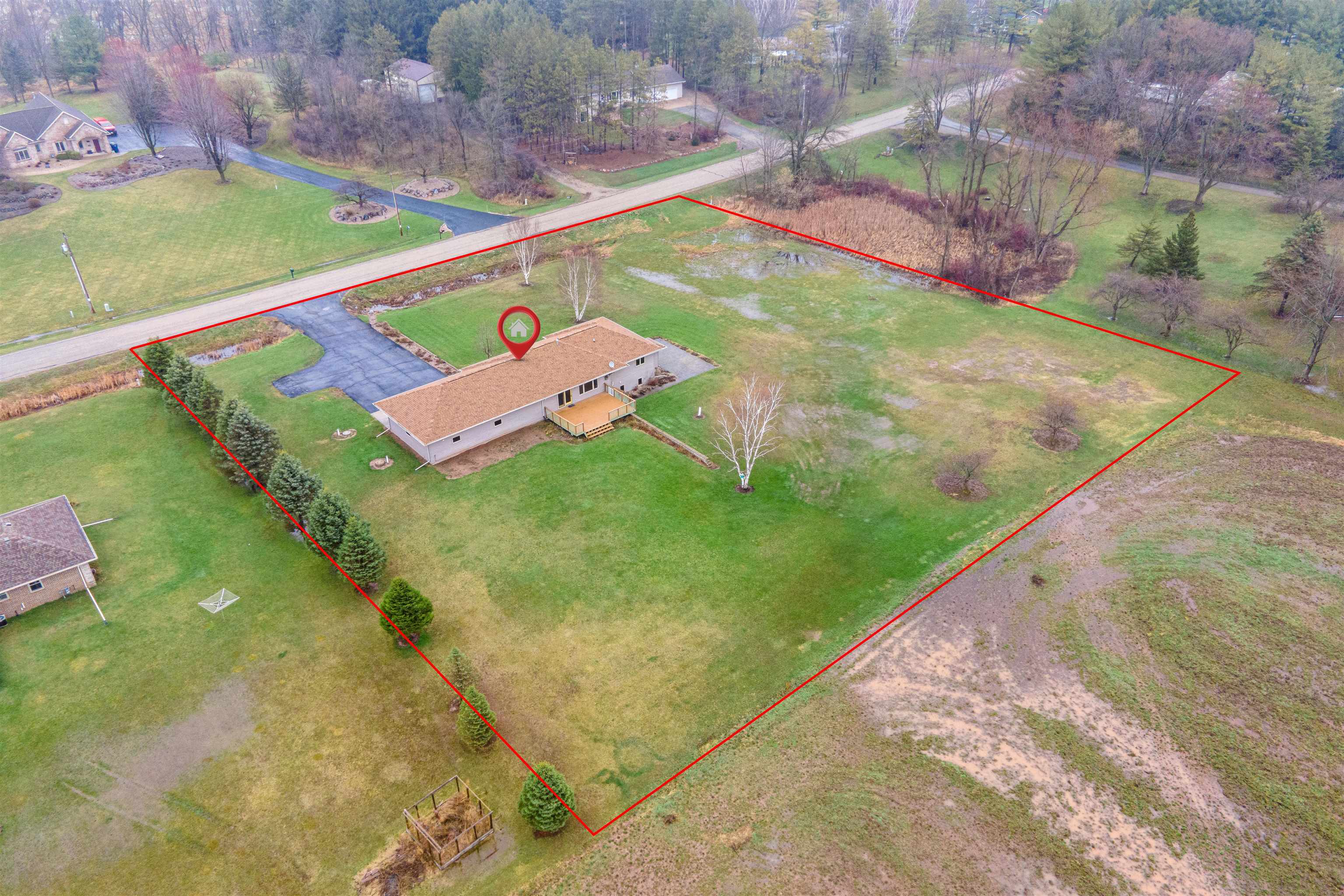 W4967 Burdick Road Black Creek, WI 54106 - Photo 33 of 37