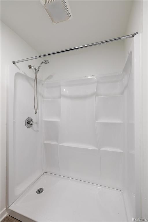384 West Drahner Road, Unit C13 Oxford, MI 48371 - Photo 23 of 38