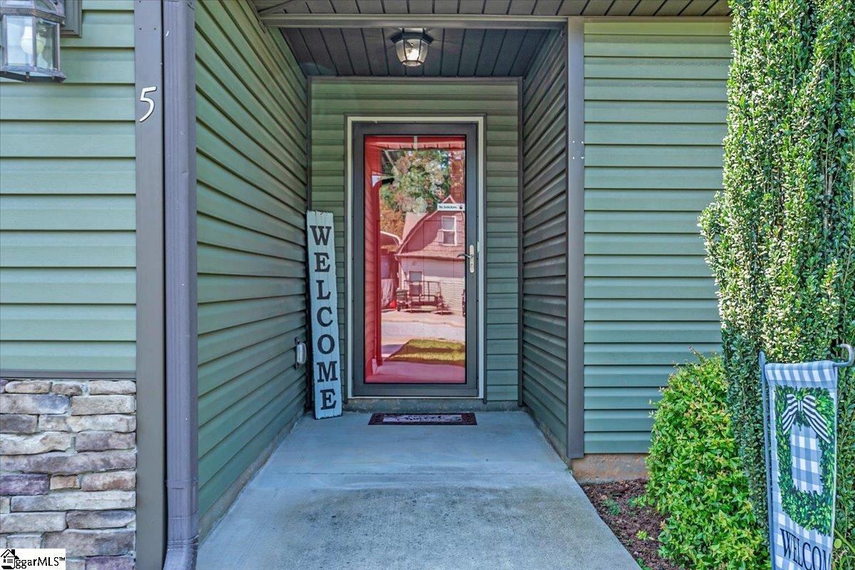 5 Caulfield Court Fountain Inn, SC 29644 - Photo 2 of 35 Gallery Image 2