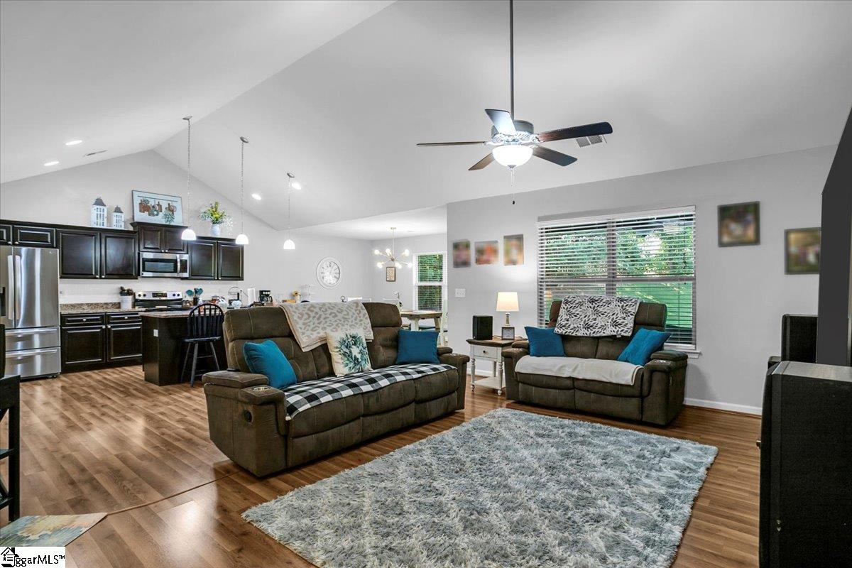 5 Caulfield Court Fountain Inn, SC 29644 - Photo 4 of 35 Gallery Image 4