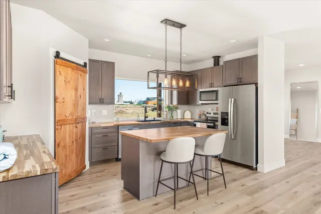 $429,999 | 25751 Westfield Lane, Davenport, WA 99122