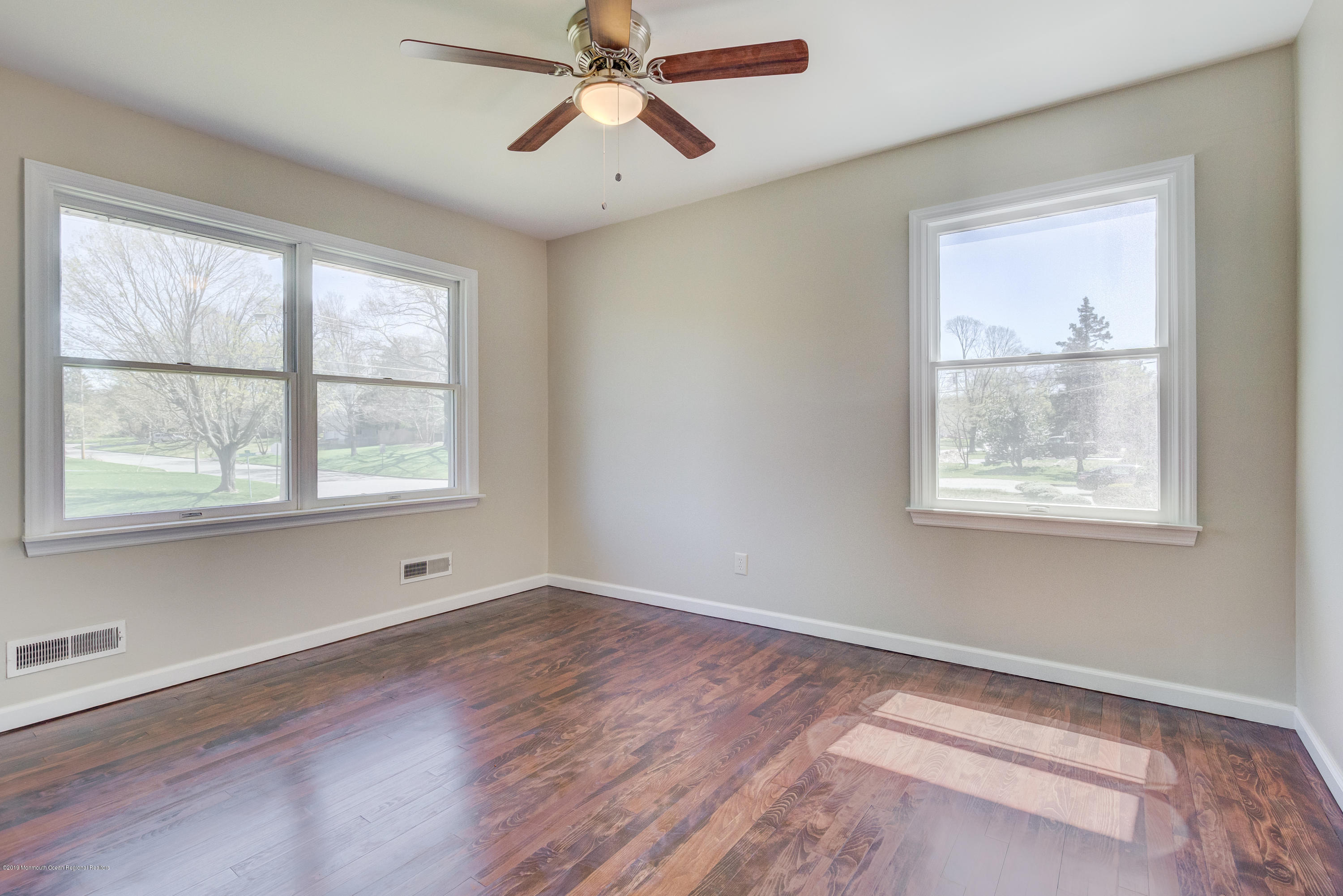 184 Riveredge Road Tinton Falls, NJ 07724 - Photo 18 of 26 15-Bedroom 2