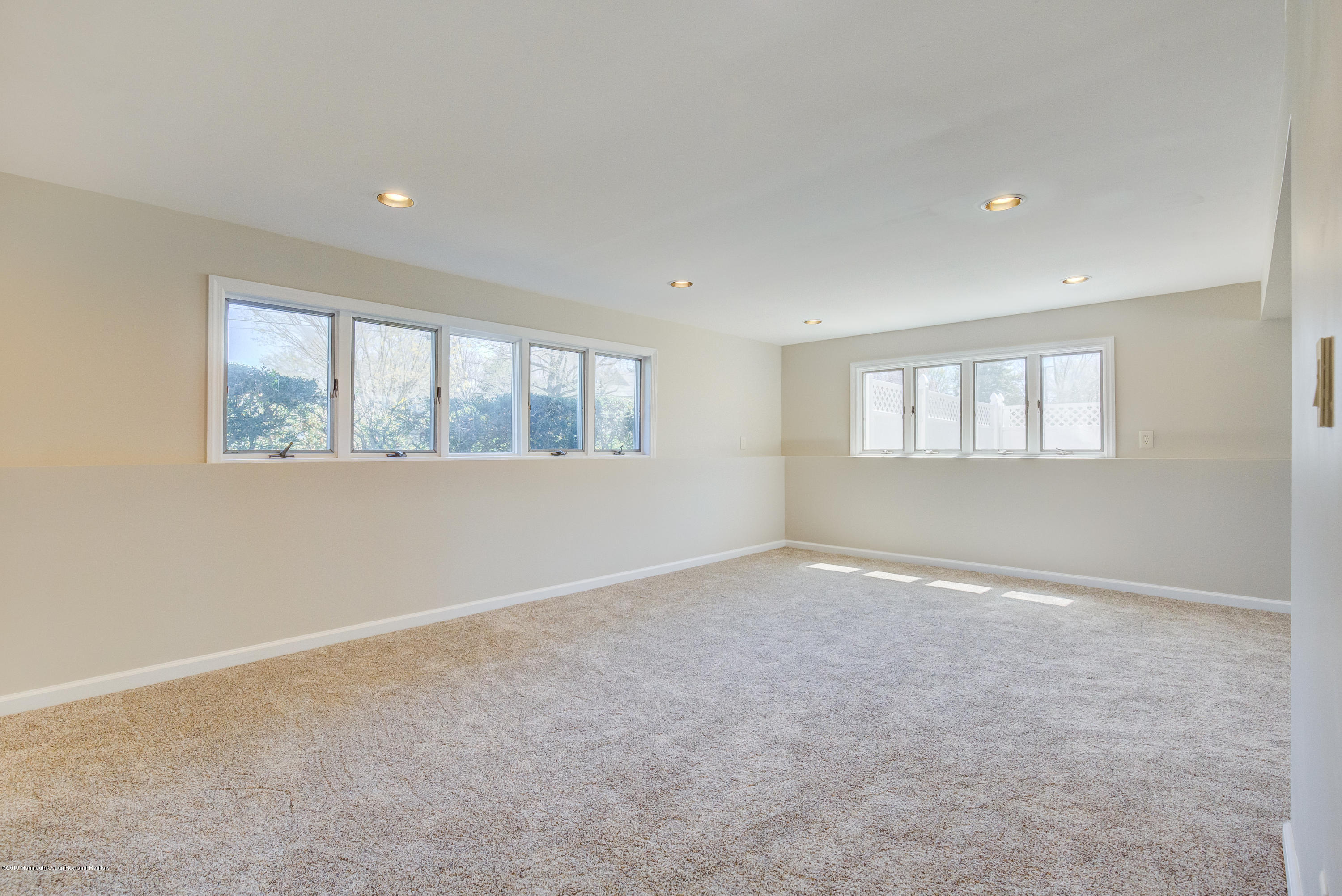 184 Riveredge Road Tinton Falls, NJ 07724 - Photo 23 of 26 21-Family Room