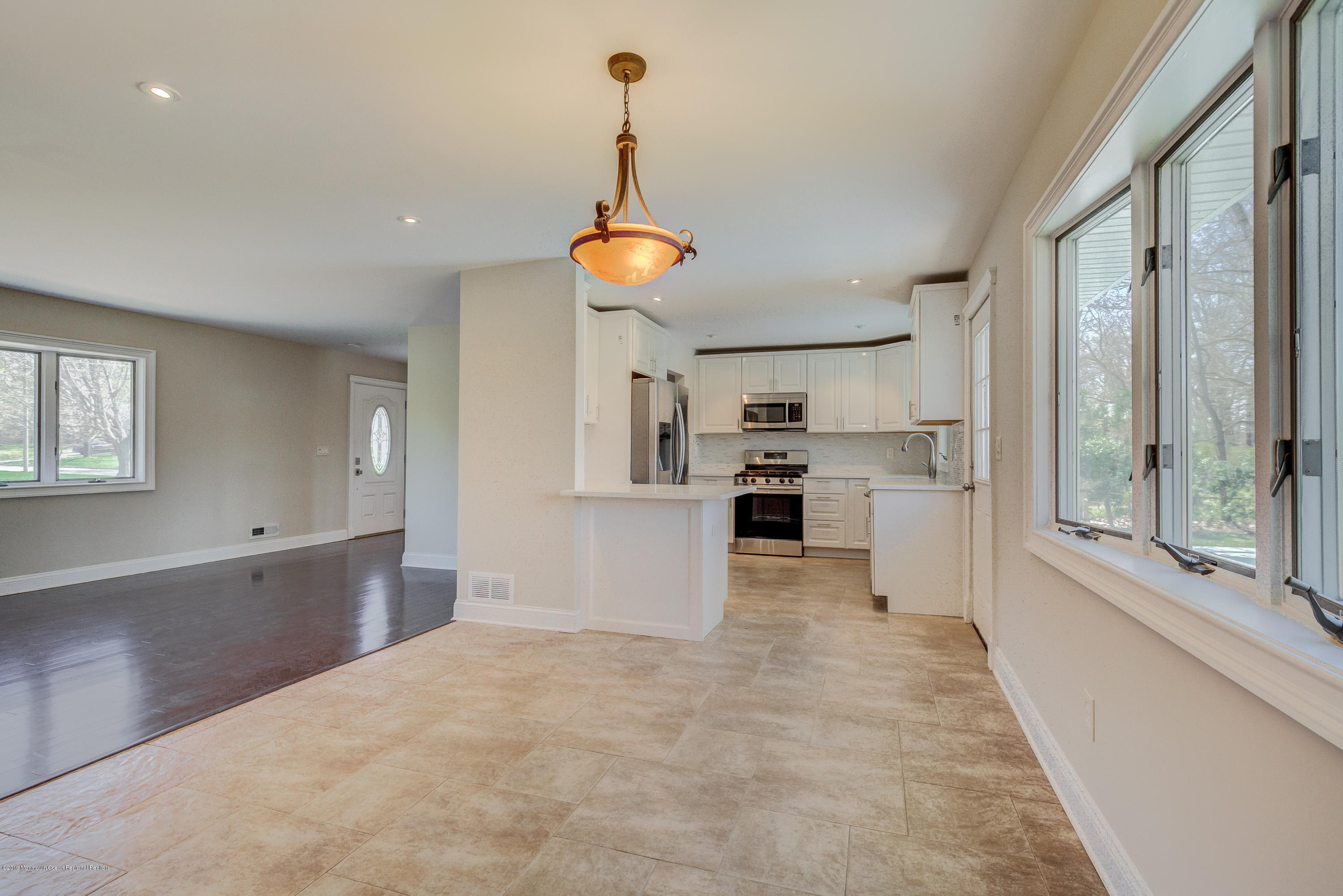 184 Riveredge Road Tinton Falls, NJ 07724 - Photo 7 of 26 08-Dining Area