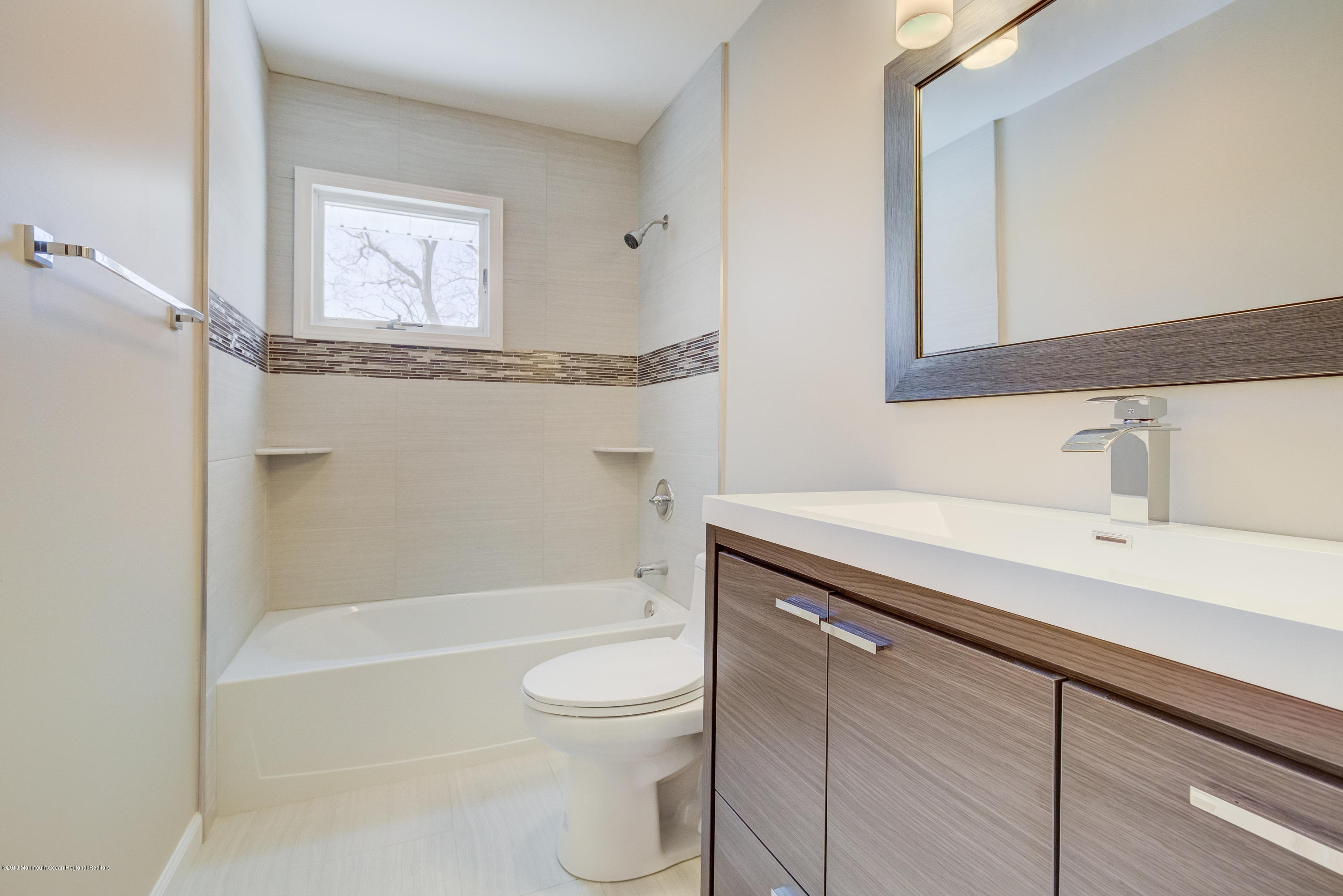 184 Riveredge Road Tinton Falls, NJ 07724 - Photo 8 of 26 14-Bathroom