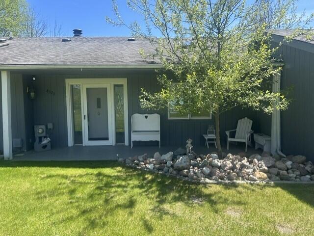 4323 Broadview Lane Lupton, MI 48635 - Photo 2 of 43 front