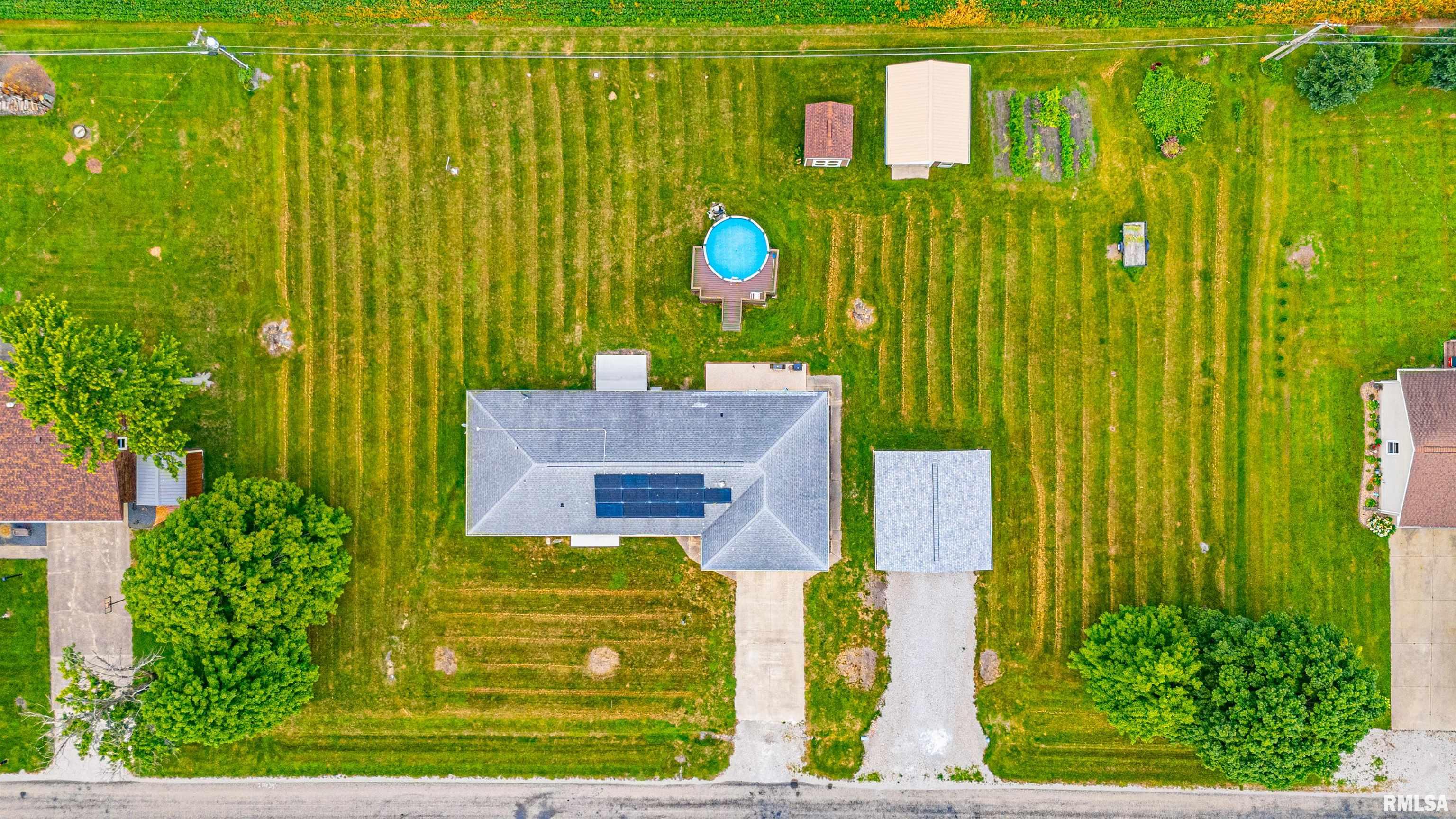 1390 Airport Road Lincoln, IL 62656 - Photo 6 of 34