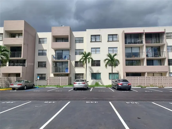 $2,150 | 8004 Southwest 149th Avenue, Unit C110, Miami, FL 33193