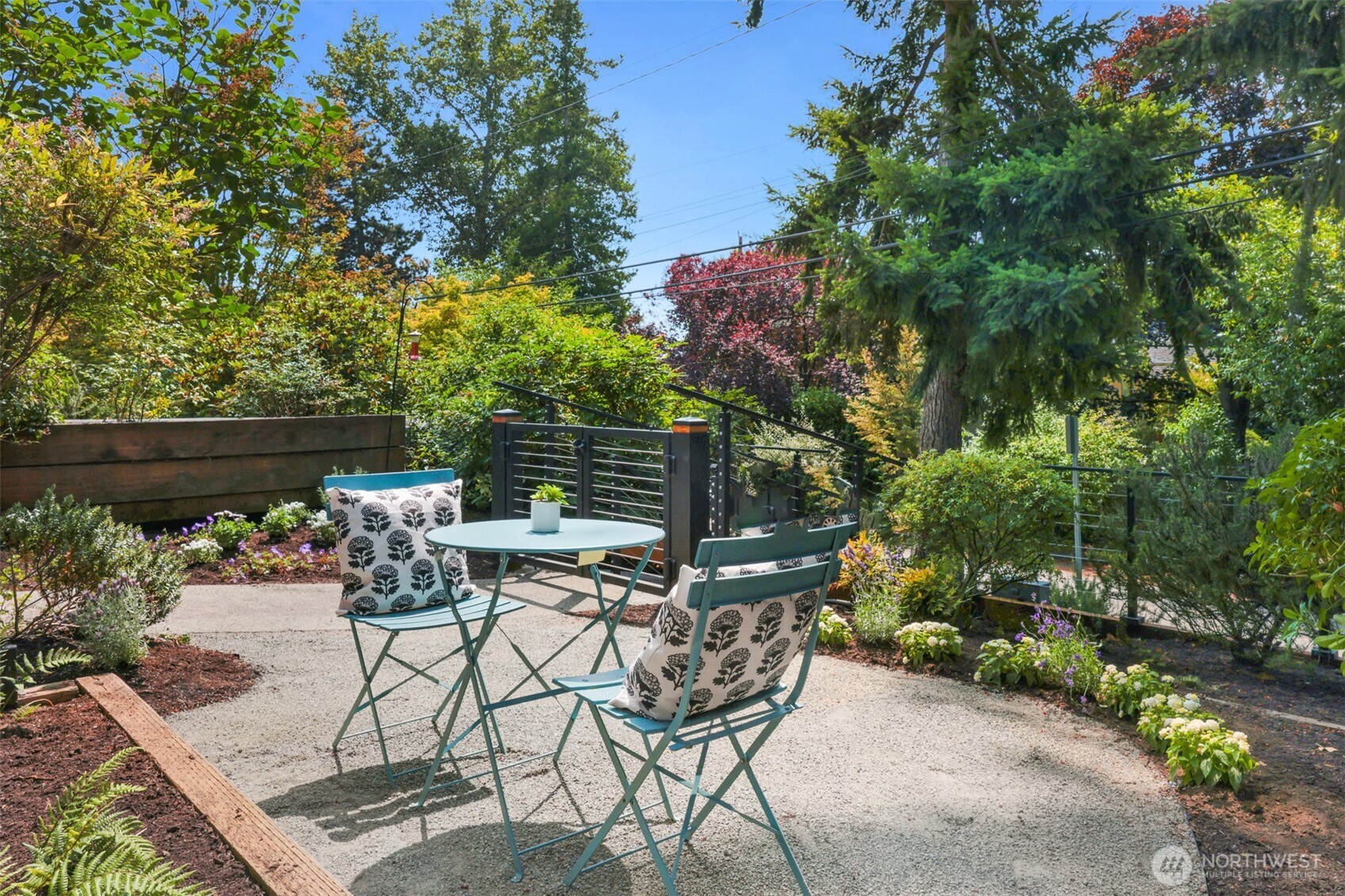 1812 North 39th Street Seattle, WA 98103 - Photo 24 of 27 Gallery Image 24