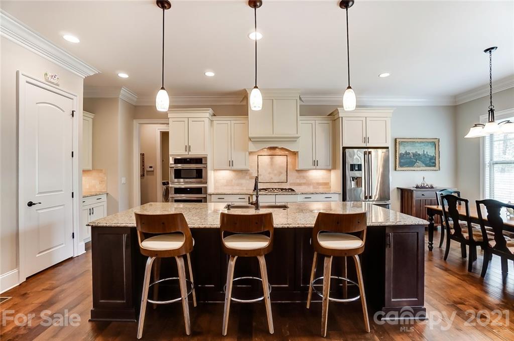668 Zinnia Way Tega Cay, SC 29708 - Photo 13 of 45 Gallery Image 13