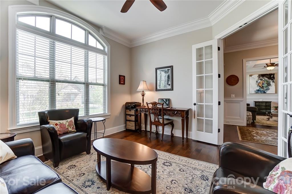 668 Zinnia Way Tega Cay, SC 29708 - Photo 4 of 45 Gallery Image 4
