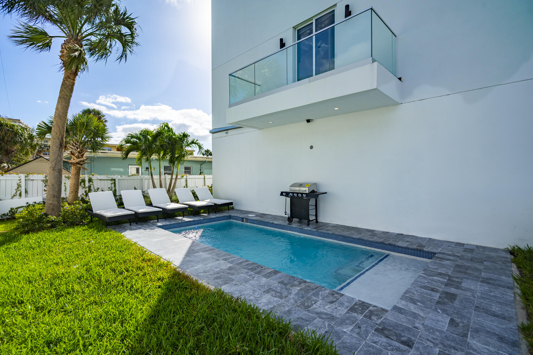 1006 North Riverside Drive Pompano Beach, FL 33062 - Photo 21 of 28 _DSC9667-HDR (1)