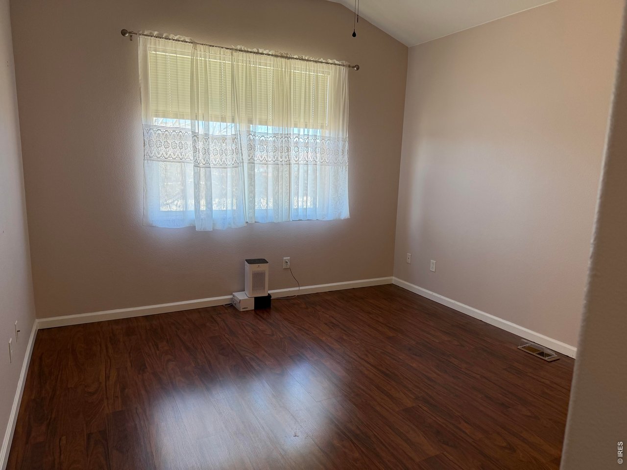 4902 29th Street, Unit 22D Greeley, CO 80634 - Photo 17 of 33 Primary large bedroom