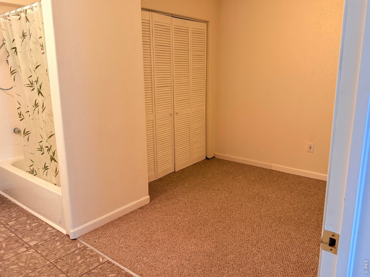 4902 29th Street, Unit 22D Greeley, CO 80634 - Photo 30 of 33 Even a full sized couch fits here w/ closet